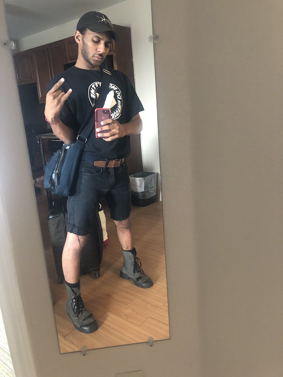 bobbybearz's tweet photo. tasmanian retrial ™️ thy guard shall remain up ; lattice multiplication ✔️ atomically #quantumstructures #howbadshewantit #shapeshiftinghypothosis #manickenzoatitagain #criticbuffet https://t.co/Kldqb3YjQu
