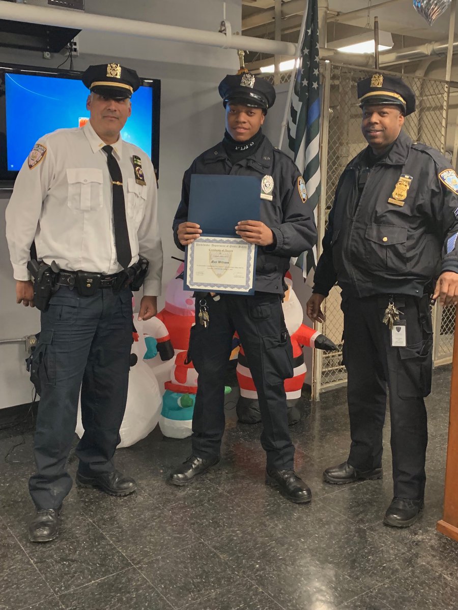 ParkchesterPD's tweet image. #congratulations SG Williams on completing #academytraining #StaySafe