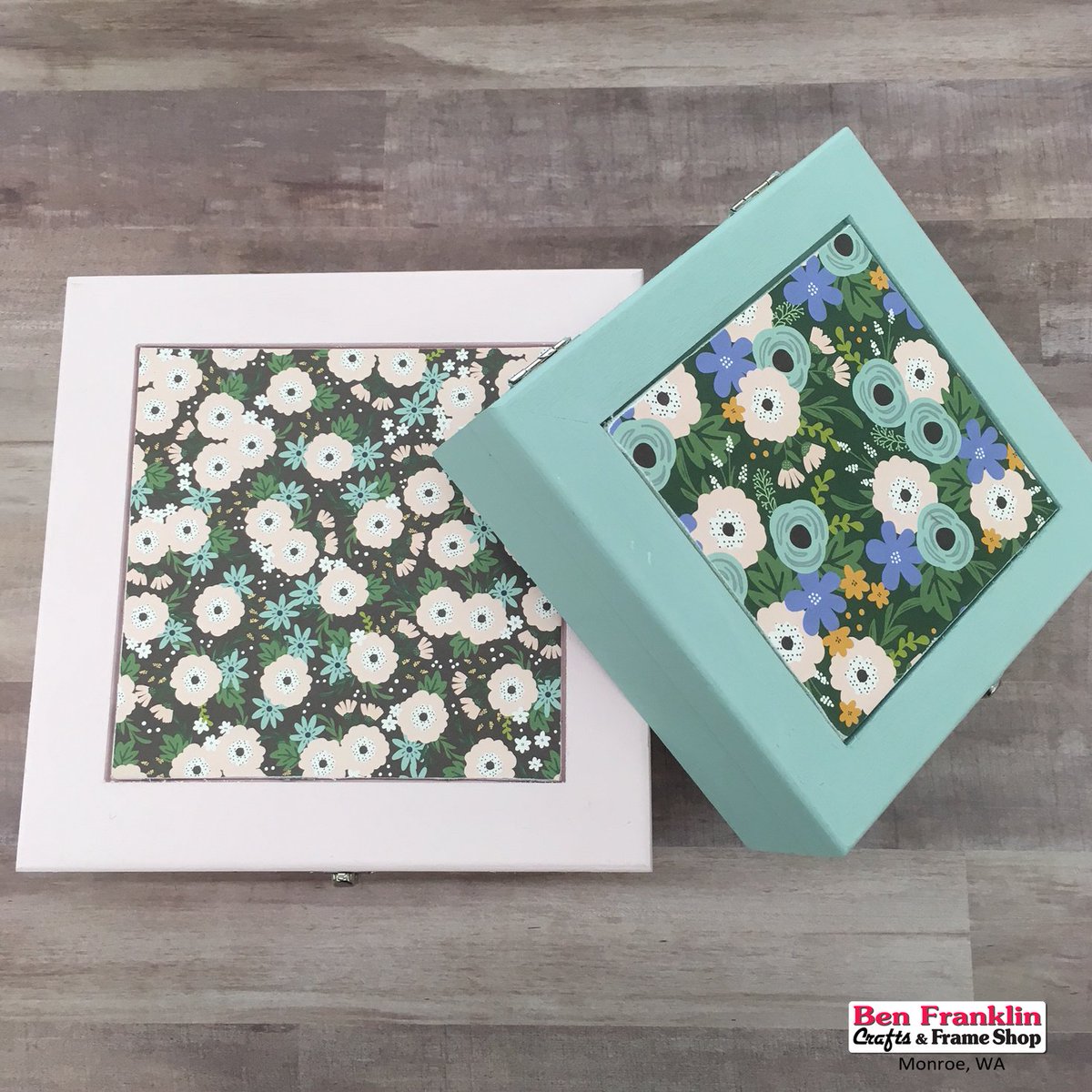 BFranklinMonroe's tweet photo. Do you sometimes wonder what you can do with beautiful scrapbook paper (like this floral one 😍)? Use #ModPodge to glue it in a craft frame or on top of an unfinished wood box.

#DIY #FloralPaper #2019Crafts https://t.co/JyzwpDFPwI