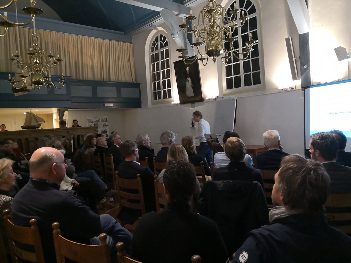 Participatie bijeenkomst dijkverzwaring <a href="/WaterschapHHNK/">Waterschap HHNK</a> volle bak in onze kerk