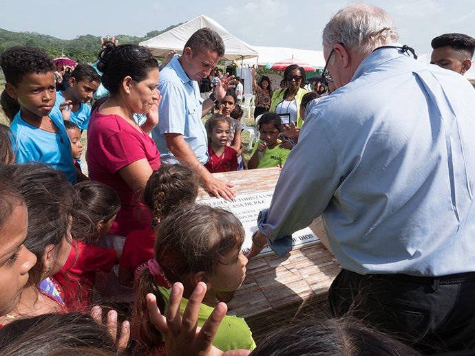 umcmission's tweet photo. In 22 years, the Honduras Mission Initiative has formed 22 congregations and 60 small groups. Bishop Michael McKee blesses the cornerstone for one of those 22, Casa de Paz in Villanueva. McKee will be installed as the new bishop for the Mission on Jan. 11.
@UMNS #UMCMission https://t.co/NCZY9T9pHs