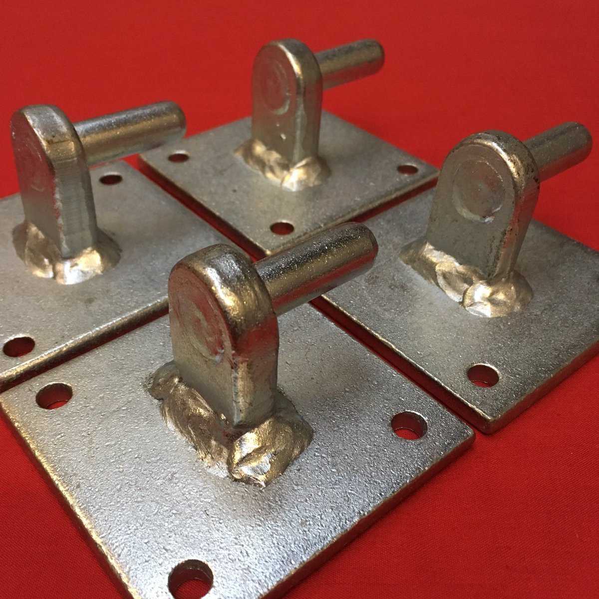 tudorwi's tweet photo. We sell lots of Wrought Iron Gate Hinges &amp; components in our eBay shop Outdoor World UKm #widnes #warrington #liverpool #chester #cheshire #wroughtirongates #wroughtironwork #railinges #ironmgery #ebay #facebook #rt #seo #uk #ironwork #outdoorworldukm #tudorwroughtiron #welding https://t.co/8Nx1hEkatb