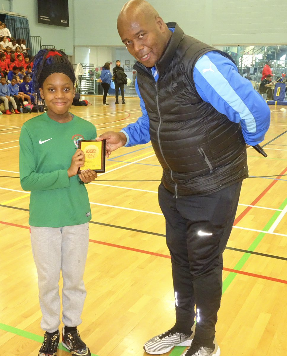 LangdonSSP's tweet photo. 😎Please see Lathom Junior receiving their @YourSchoolGames #Gold #Gamesmark Award. #WELLDONE 🏅⚽️🏀🏐🎾🏈🏓🏑🏏🤾♀️🤸🏽♂️🎽🏆 https://t.co/3HzT4cxLIw