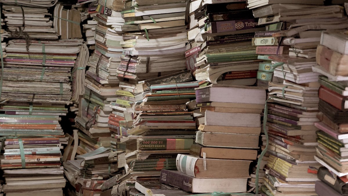 lukanegoita's tweet photo. How to read 20 papers a day (or how I studied for my qualifying exam). Download my guide today! https://t.co/7DWb2WBpwt Also spread the word about https://t.co/yqcD9iWJ6R if you don't mind!
#reading #academia #gradlife #ecology https://t.co/NJIe6tT4R8