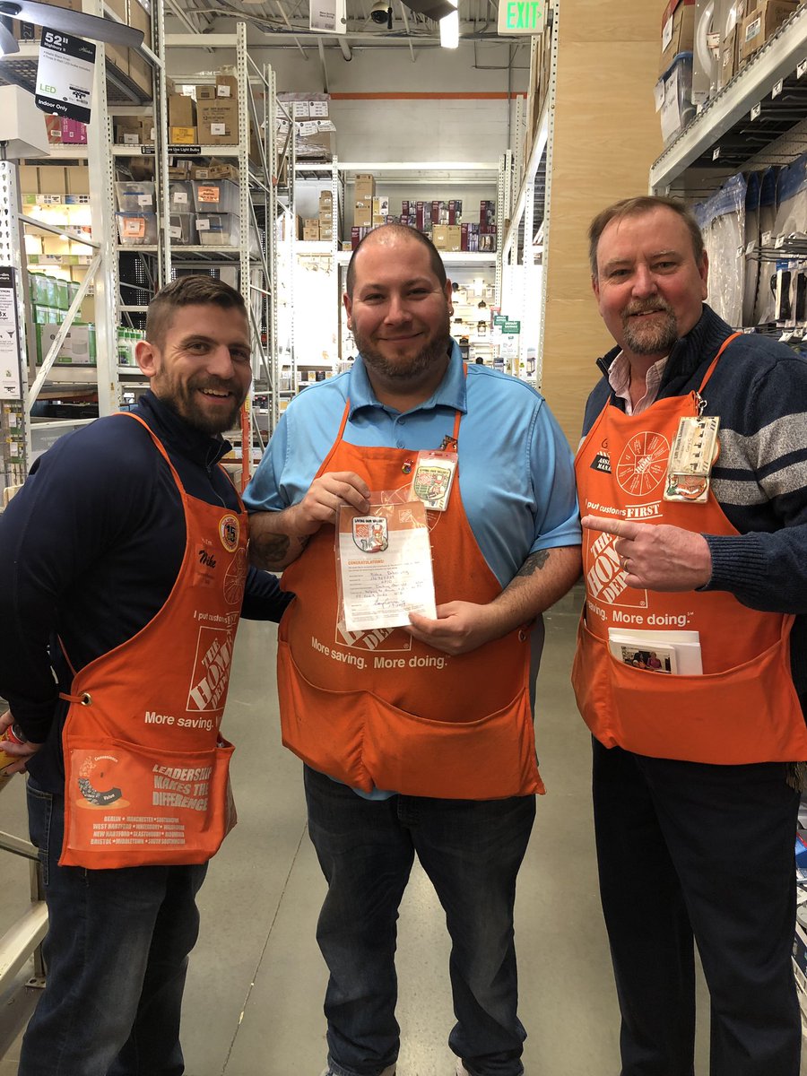 ktheriault13's tweet photo. DS Richie driving credit! Richie has gotten 50 just last month!! Great job!! @ShayThomasTHD @YvonneL6210 @gconn1000 @justinTHD6210 https://t.co/luKM0oIlhO