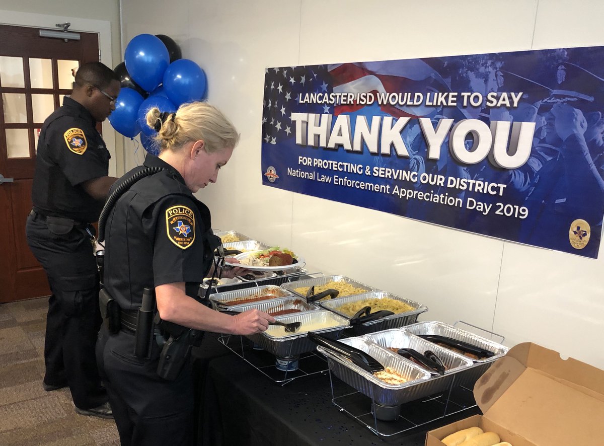 LancasterISD's tweet photo. Lancaster ISD provided lunch for all Officers in the district to show them how much they are appreciated. #LISDGOBLUE #LISD #ExpectTheBestExpectSuccess #Lawenforcementday #Lawenforcementday https://t.co/BBGgLkF4yc