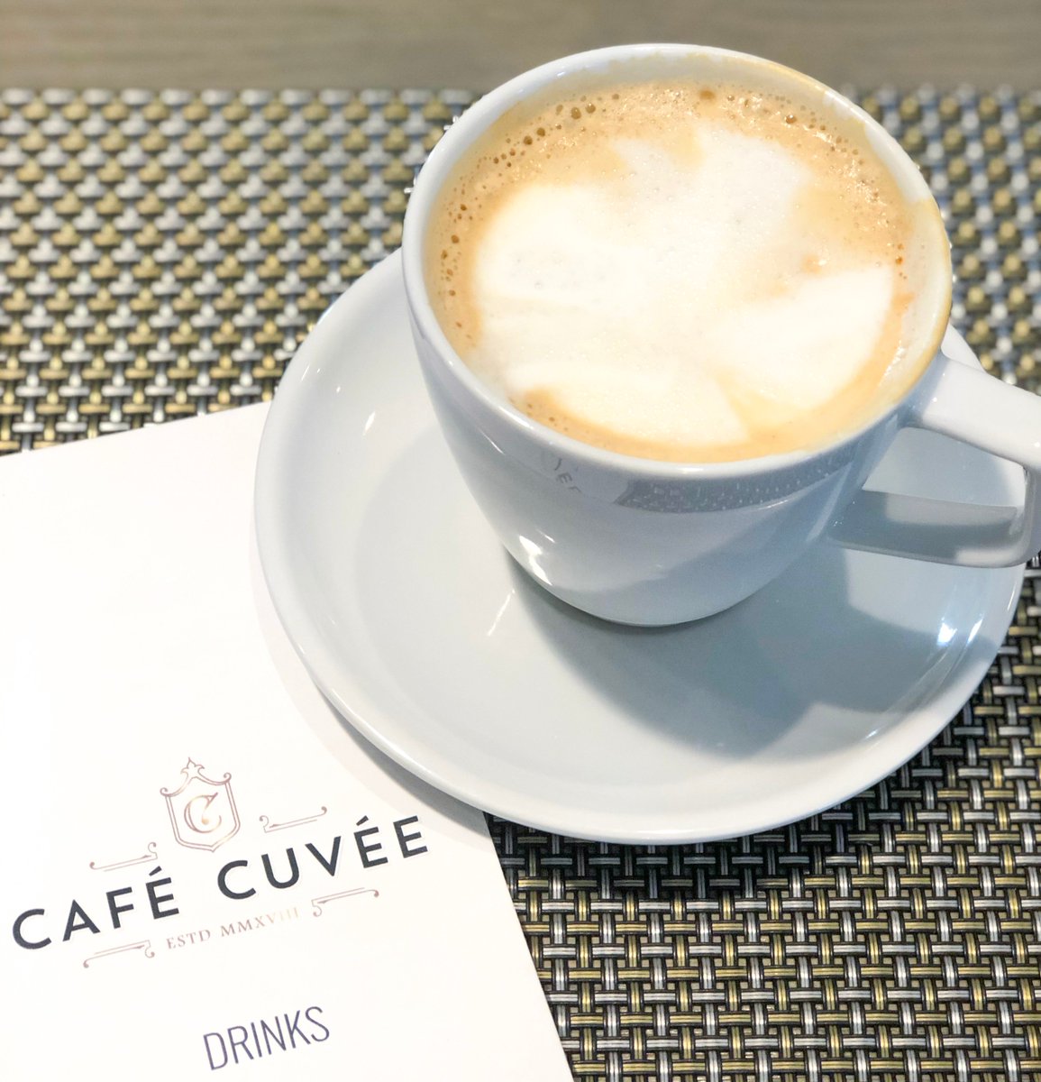 Café Cuvée tweet media