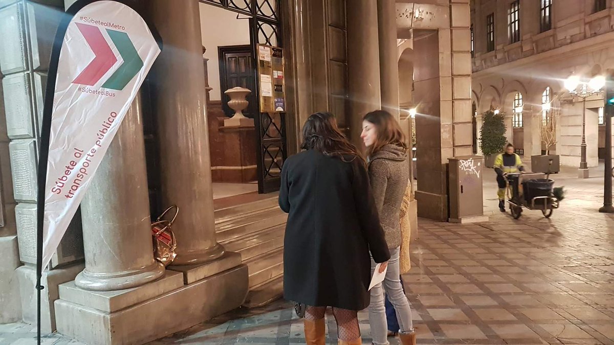 subeteagranada's tweet photo. Terminamos una jornada de información a pie de calle sobre nuestra acción piloto europea para concienciar sobre el uso del transporte público en #Granada. 

Inscripción 👉 https://t.co/BpskN2PT77
+info 👉 https://t.co/OlMhPPEN16

#SúbeteAlMetro
#SúbeteAlBus https://t.co/7akfbh3uAV