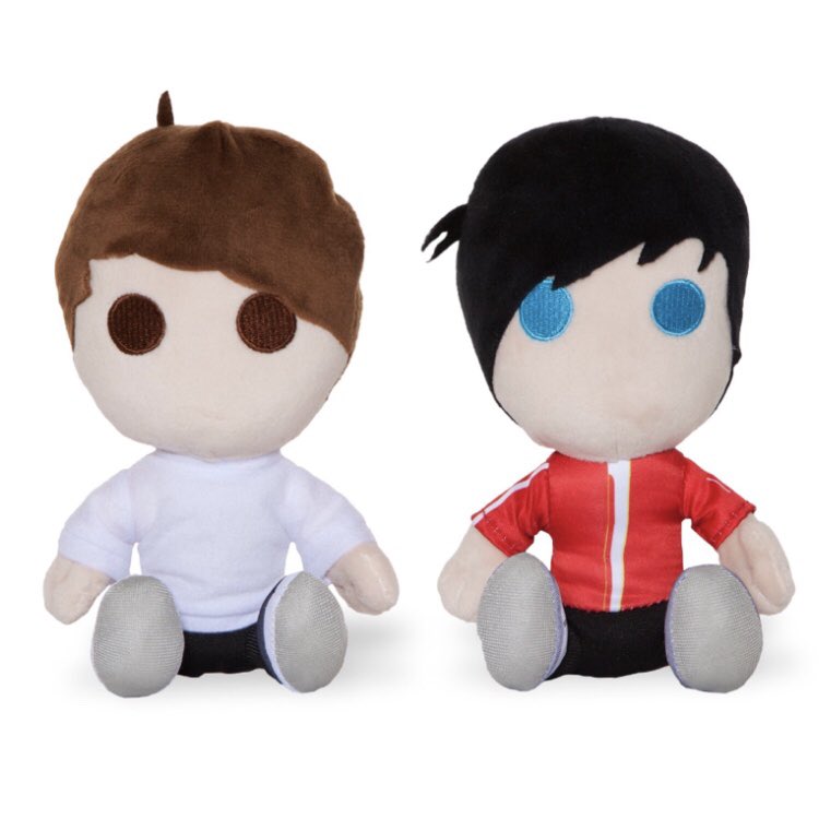 AmazingPhil's tweet image. Our shops are still squished together for January and we’re having a big 20% off everything sale!! Just use the code HAPPYNEWYEE at checkout (sorry) 
🌎 danandphilshop.com
🇺🇸 us.danandphilshop.com
🐨 au.danandphilshop.com