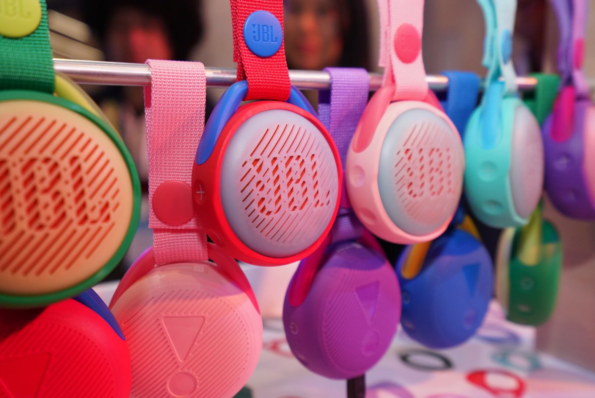 eear_papa's tweet photo. #CES2019 #JBL #JRPOP #eイヤホン https://t.co/Caotewfd3C