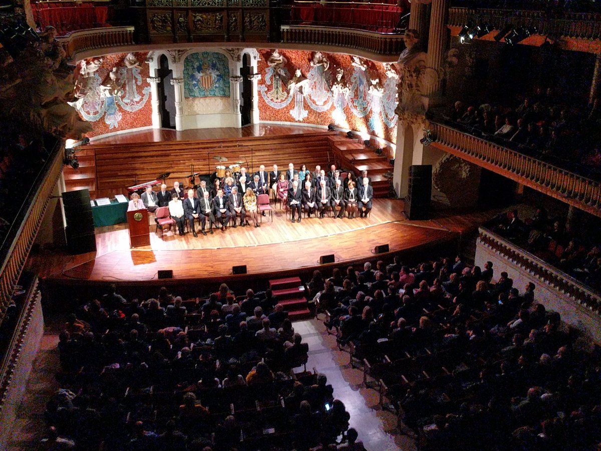 Avui al <a href="/palaumusicacat/">Palau de la Música Catalana</a>, <a href="/caritasbcn/">Càritas Barcelona</a> rep el premi de l'<a href="/Inst_Donabedian/">Instituto Donabedian</a> a millor web d'una institució social. #PremiosFAD19