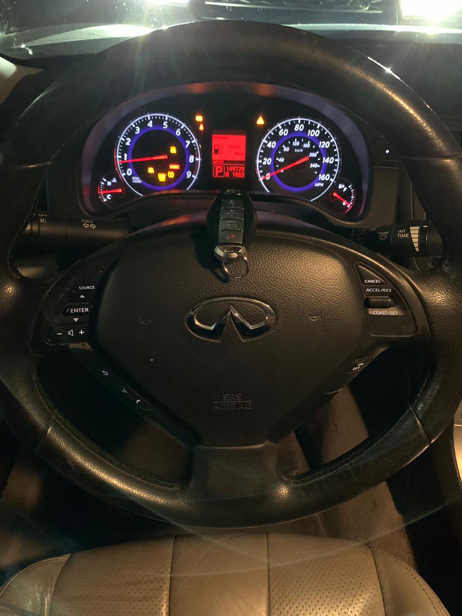 TempeLockShop's tweet image. 2007 Infiniti G35
All keys lost 
Push to start 
With learning slot
Original manufacture
#intelligentkey #lostkeys
#proximityKey #arizona
#smartKey #tempe
#infinitiOEM #locksmith 
#infinitig35 #infiniti