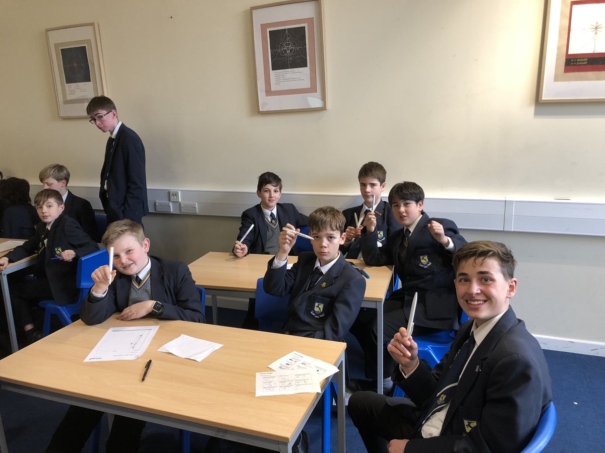 Our brilliant <a href="/Verulam6thForm/">Verulam Sixth Form</a> and <a href="/VerulamMaths/">VerulamMathsDept</a> ambassadors helped our STEM club students to answer <a href="/AffinityWater/">Affinity Water 🦆</a> quiz questions and start to plan for the challenge!