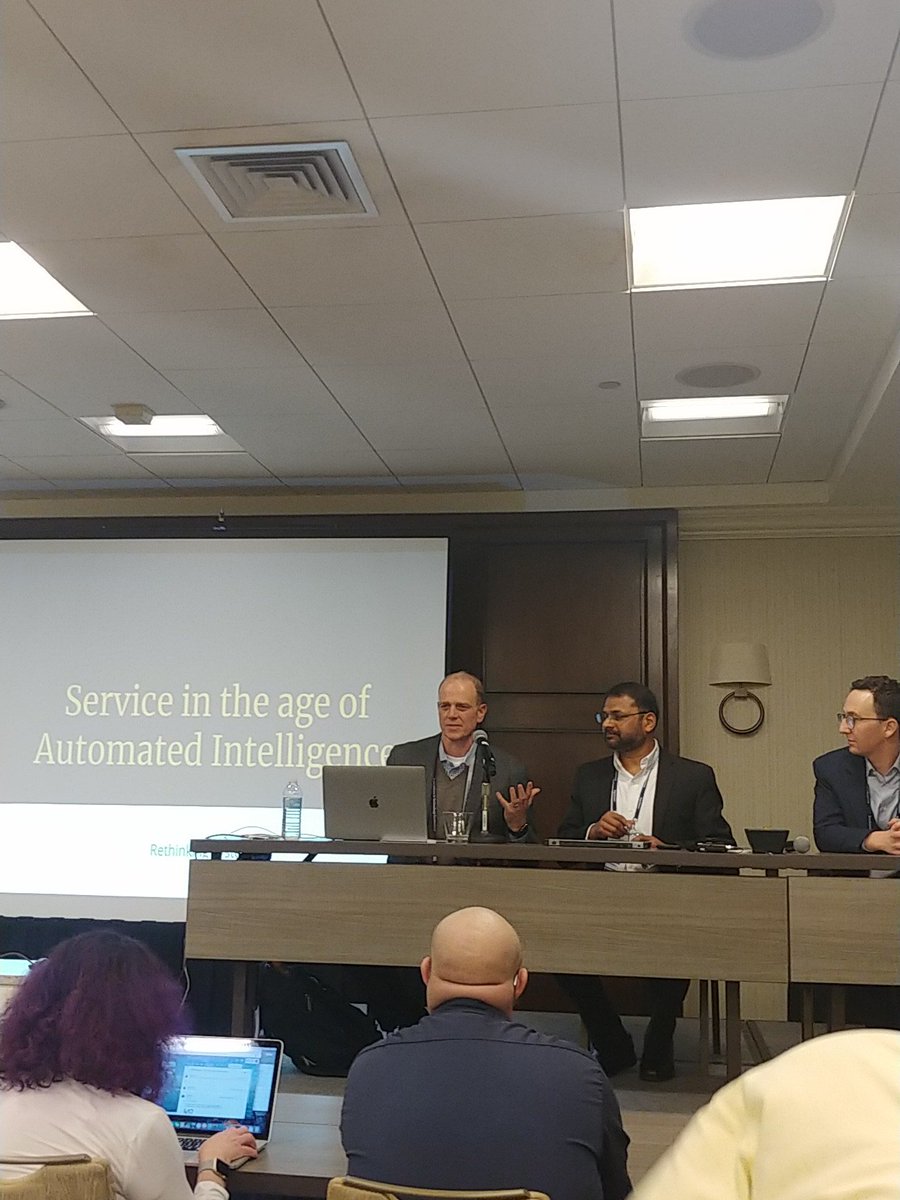 Sarterus's tweet image. Service in the age of AI #LSCITCon @LegalServer