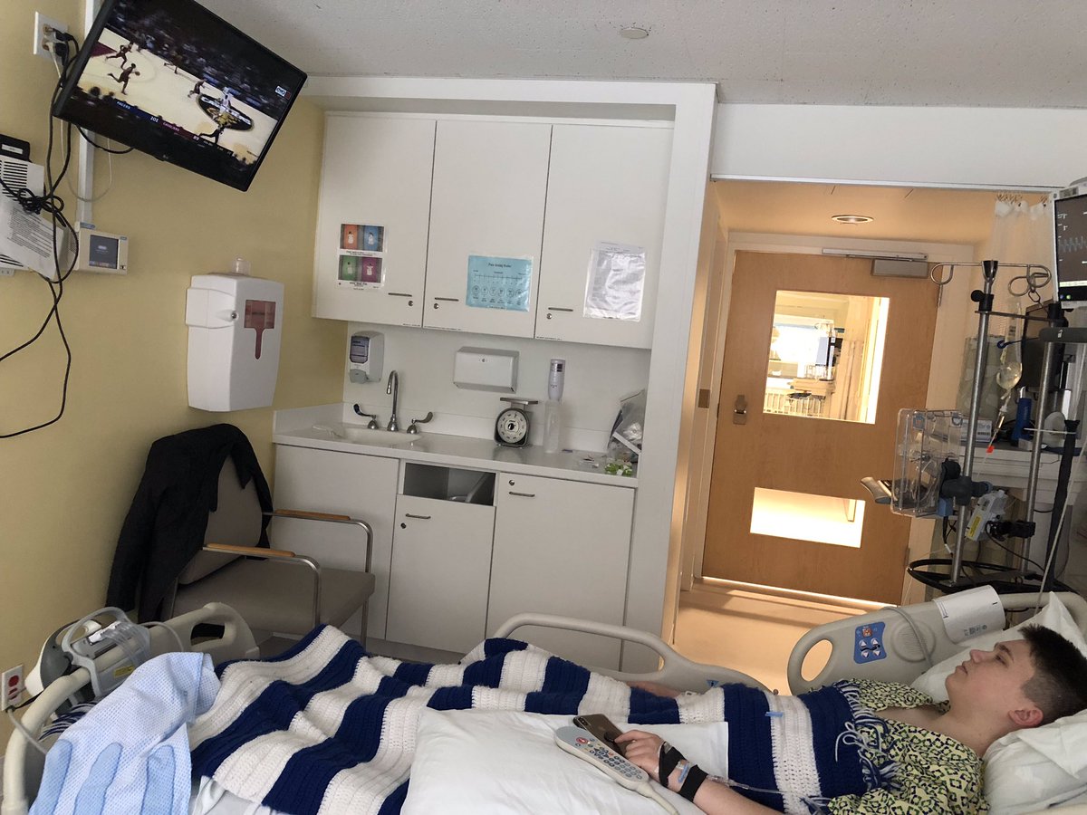 coolbreeze024's tweet photo. @kevinlove @cavs  a fine young man is hoping Cavs will visit the Cleveland Clinic during his recovery! Lets make this happen! https://t.co/uucC9W4SPR
