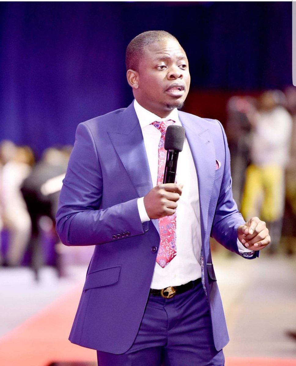 Godfrey_kazomba's tweet photo. #IstandwithMajor1 We love and support Prophet Bushiri https://t.co/PCeR6rmD9F