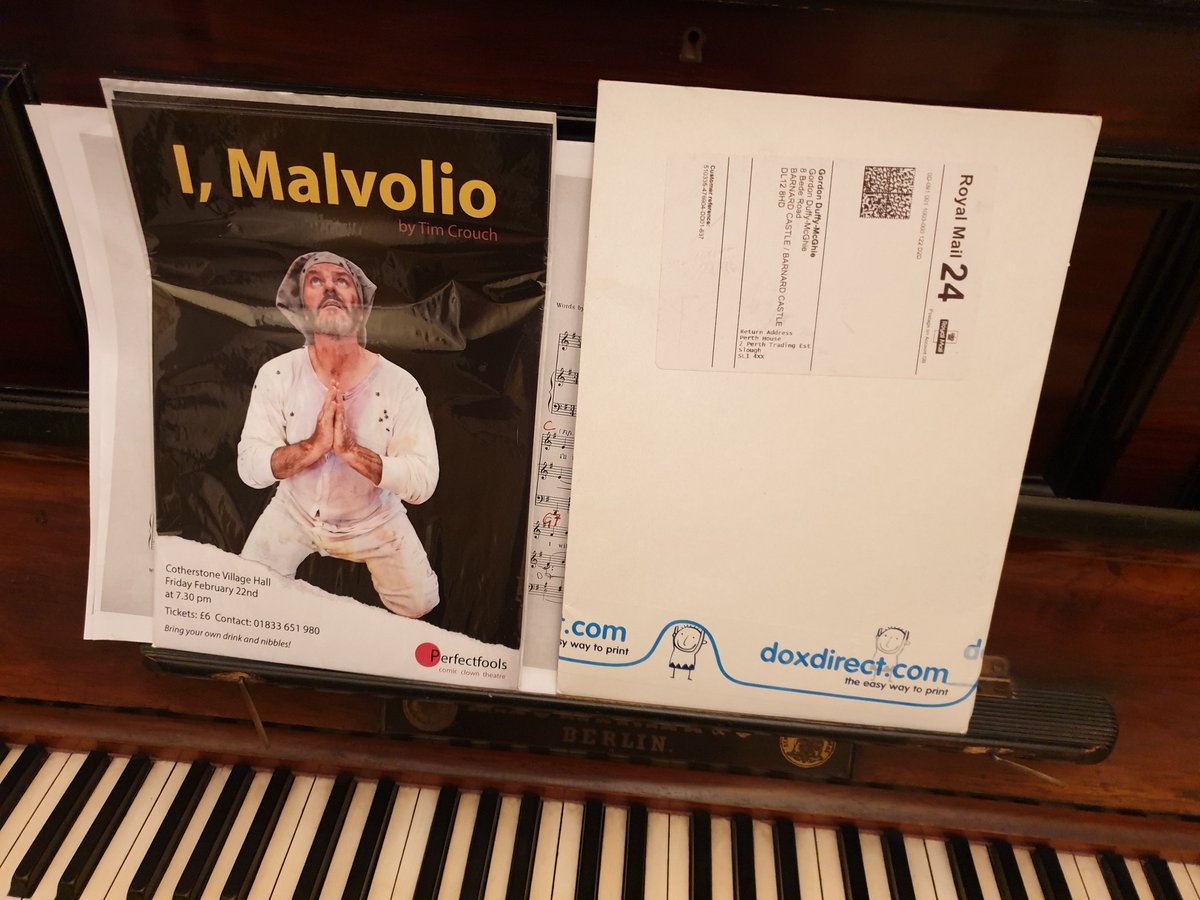 Gdmc_Block's tweet image. Really pleased with the speed and quality of my printing from #doxdirect as I take to the stage again as part of our @mbrocollege teachers' 'Return to Industry' ongoing CPD! Not quite a #printselfie but I am on the poster. Next stop Washington Arts Centre on February 15!