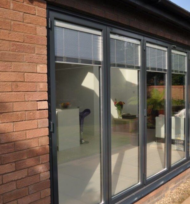 Rocplas Distribution tweet media