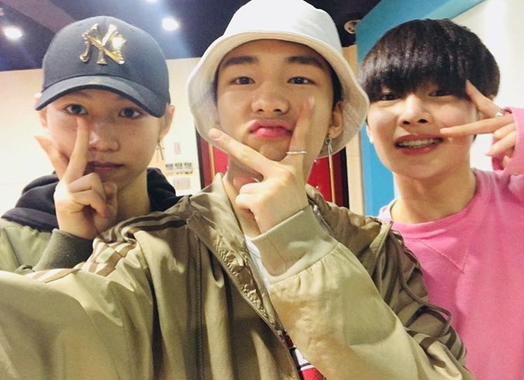DISTRICTBOYSTW's tweet photo. # IG · ¡No estábamos muertos! Estábamos de parrandAh. 

Aquí su pecoso fav, espero no se hayan olvidado de nosotros pero el debut esta mas cerca que nunca ¡Estén ahí para apoyarnos!

@/realdistrictboys update . . . ₊ 09012019 › #Theo 🐨 https://t.co/dRkpZV0tLN