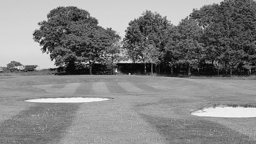 ProgFish74's tweet photo. Cracking 18 holes @martonmeadows this afternoon... and very nice coffee as well. Get your self down to this little jem of a par 3, #ninehole course near #Congleton #Cheshire #Golf #golfuk https://t.co/eydyQ7LAlC