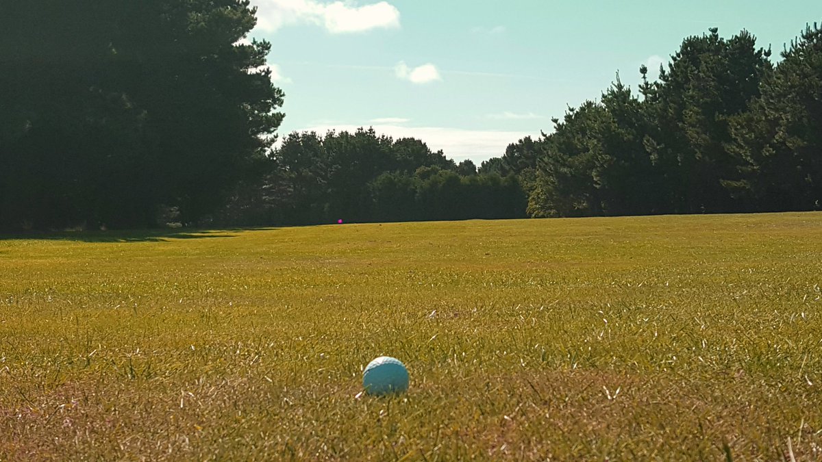 ProgFish74's tweet photo. Cracking 18 holes @martonmeadows this afternoon... and very nice coffee as well. Get your self down to this little jem of a par 3, #ninehole course near #Congleton #Cheshire #Golf #golfuk https://t.co/eydyQ7LAlC