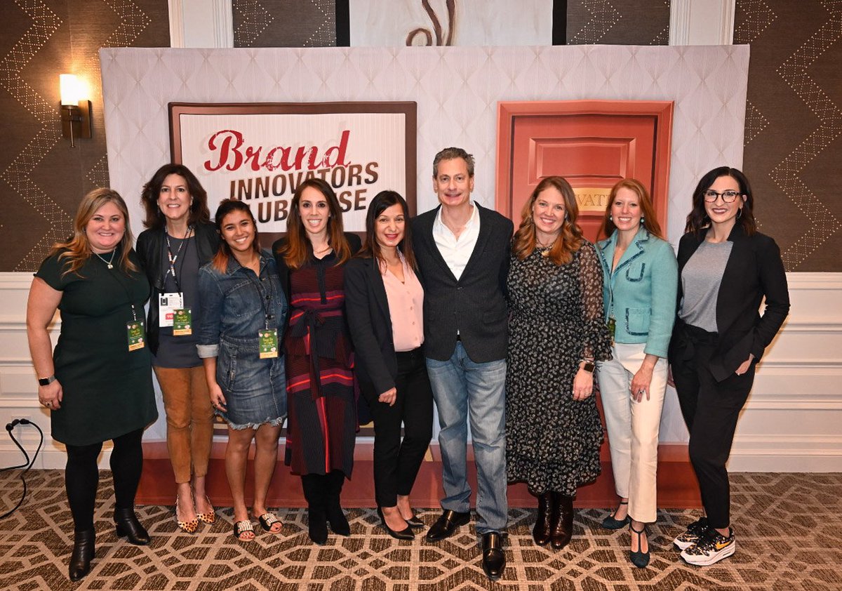 TheBrandMaestro's tweet photo. Phenomenal session! Thank you to our amazing Women in Marketing Roundtable participants @symantec @NatGeo @jillcress @Colgate @hillcity @kaylaglanville @NFL @dig_divya @mattel #KimStokes @SamuelAdamsBeer @baeason @innovid #BISummit https://t.co/GUtLPgHygp