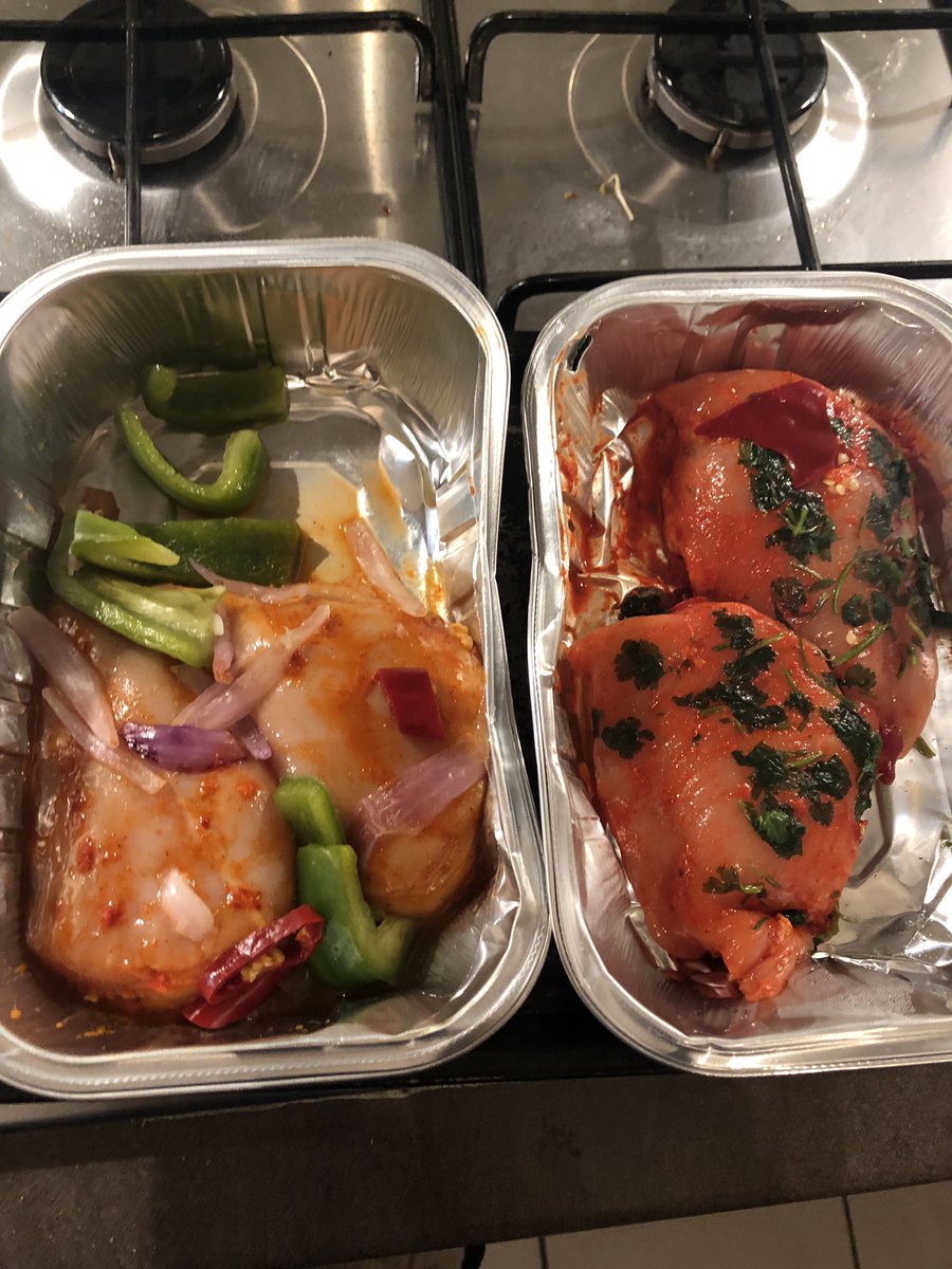 danidauncey's tweet photo. @AsdaServiceTeam packaged as ‘sweet chilli chicken’ but is actually tandoori chicken inside... and my refund online has been refused? Not false advertising at all 🤔🤔🤔 https://t.co/hcZWGQSdH2