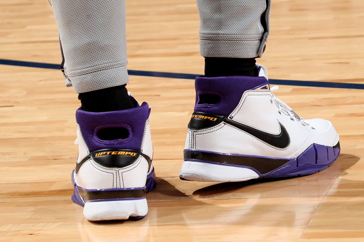 kobe 1 protro 81 point game