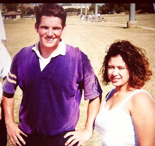 Maggiecr3's tweet image. Step out of your comfort zone, meet new people, try new things, go hangout even if your tired, date a Rugby player 💁🏻‍♀️lol, best decision I ever made... &amp;amp; just like it’s been 20 years 💜💜 #sfa #freshman #fall99