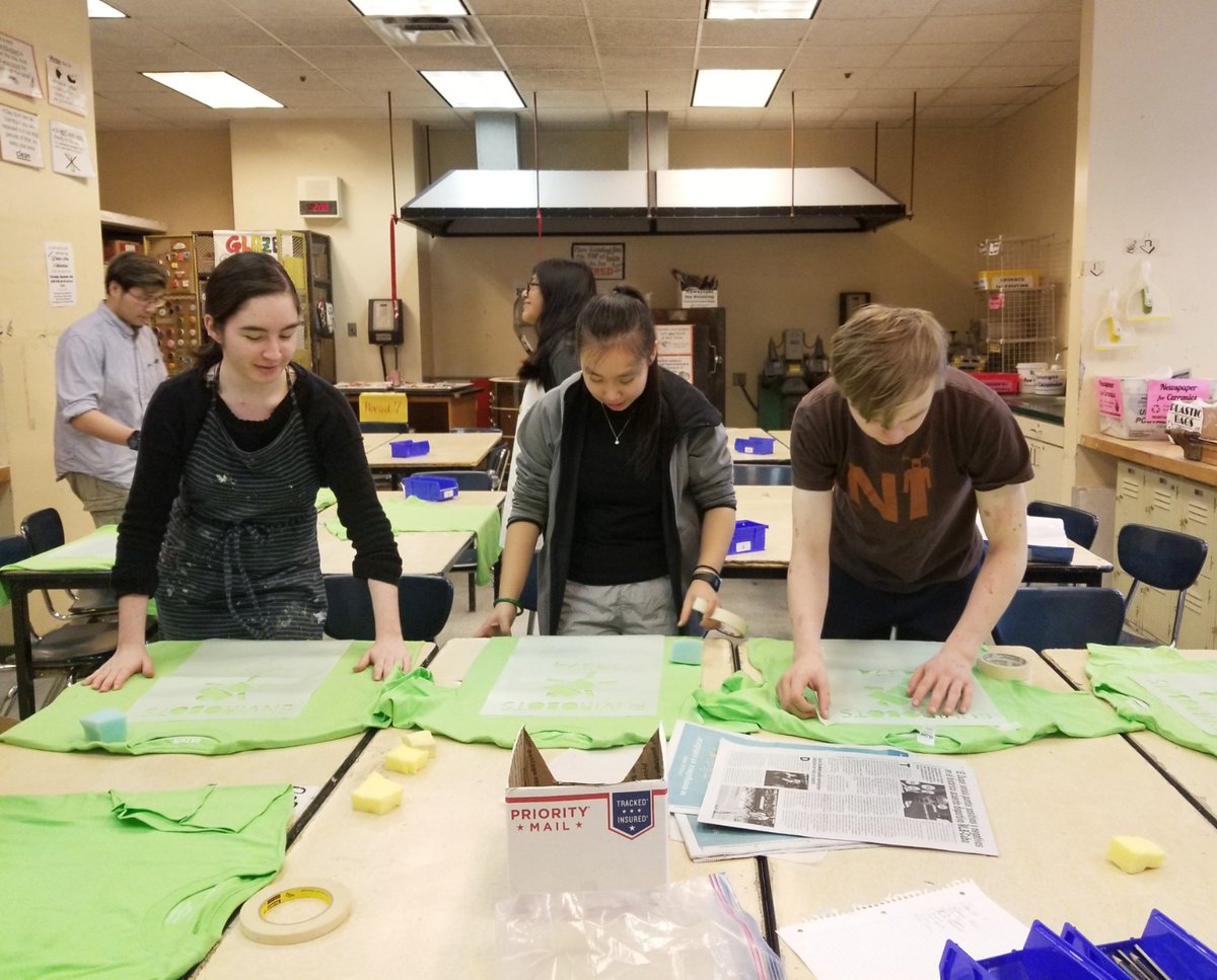 HSES_Robotics's tweet photo. The Envirobots work on applying the team logo to our new t-shirts. Go Envirobots! 🌎🤖
#Robotics #Envirobots #websearchwednesdays #Engineering #Programming #Maker #Create #STEM #FTC #NYCFIRST #FIRST #NYC #Qualcomm https://t.co/CdyHDE79PX
