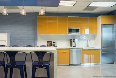 RickSimsSells's tweet image. Sometimes less is more. Would you consider buying a home with a sleek, modern kitchen or are you more interested in traditional kitchen style?