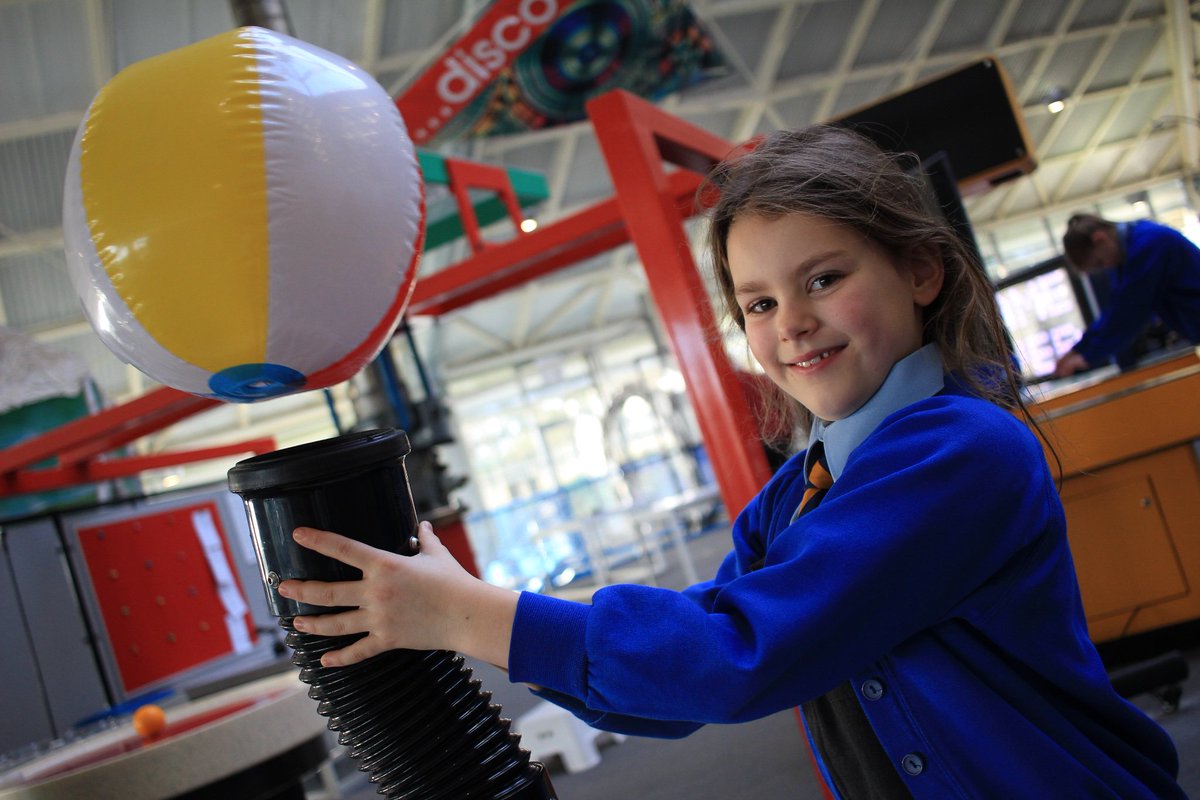 South Farnham School tweet media