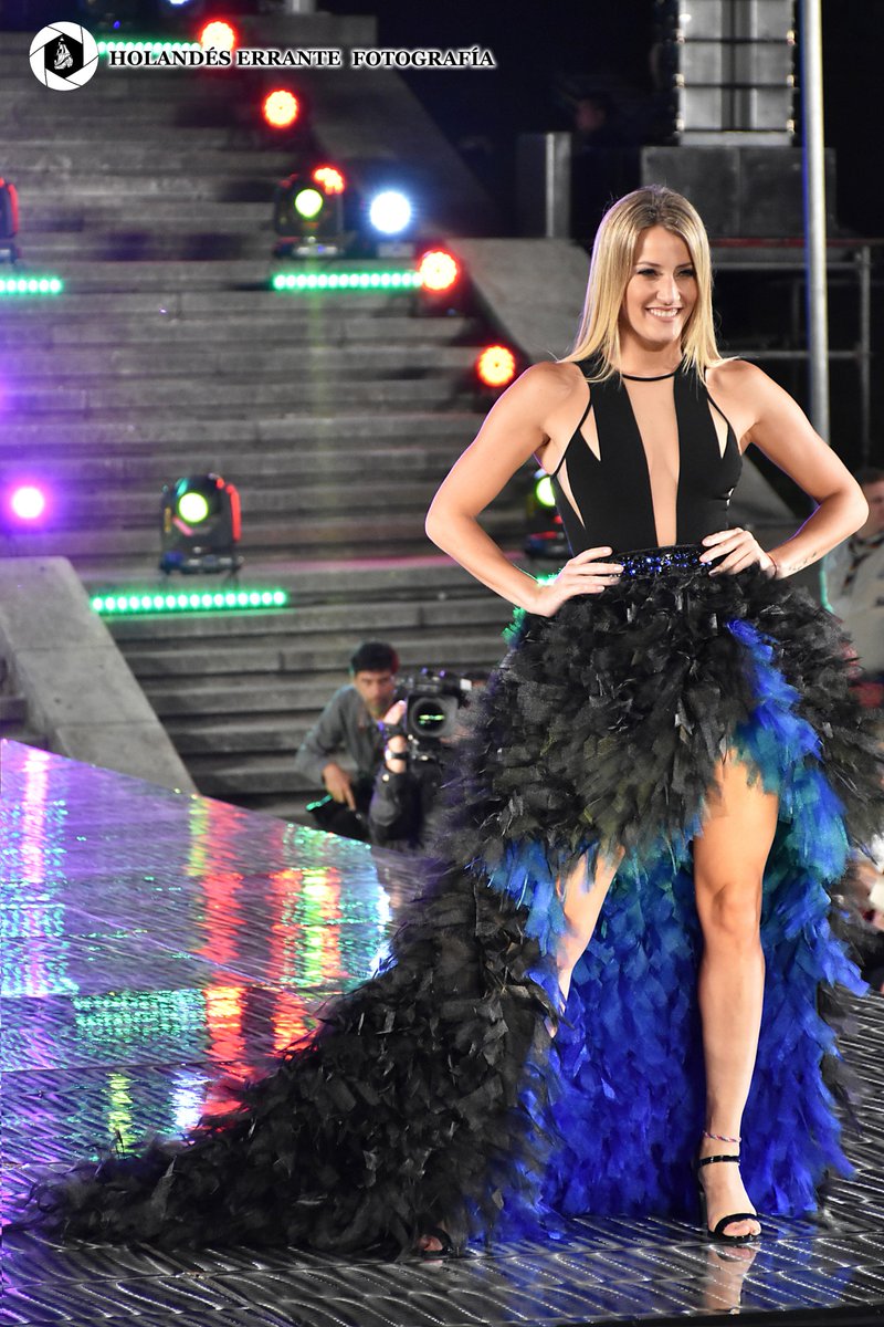 HolandesPhoto's tweet photo. Impresionante Mica en pasarela !! #holandeserrantefotografia #mdpmodashow https://t.co/exheA0bxL3