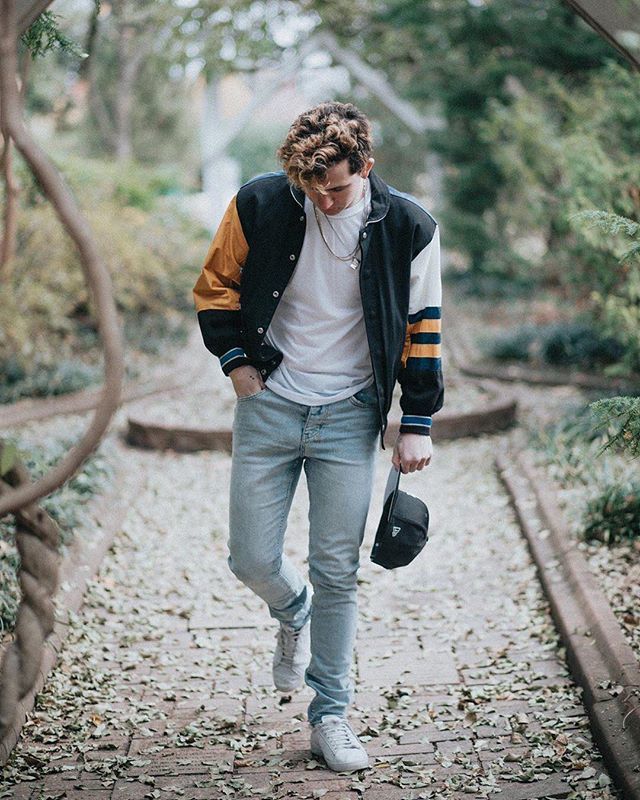 tannermorrisrex's tweet photo. From a day shooting in Nashville with @brothersundance https://t.co/T9sYfbY9vH https://t.co/DIDemedJrr