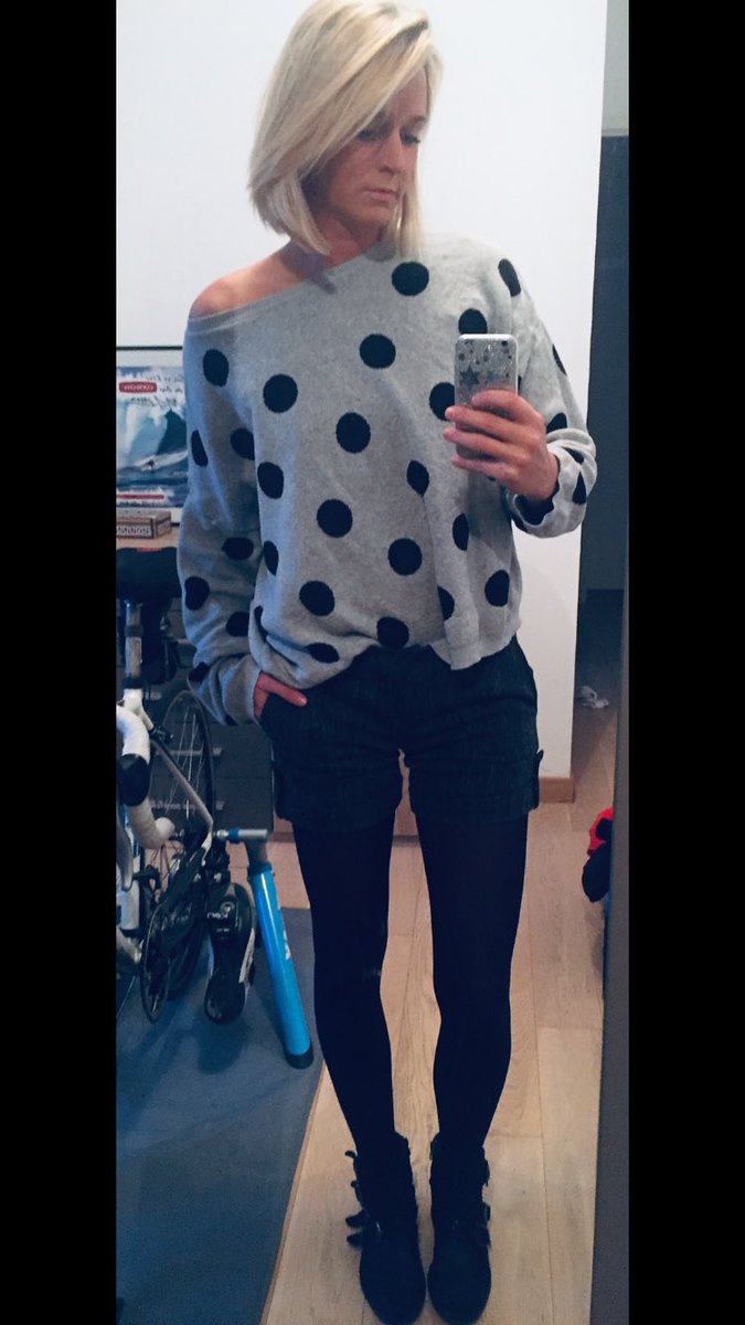 L_iz18's tweet photo. Look du jour https://t.co/M663Aw3LeP