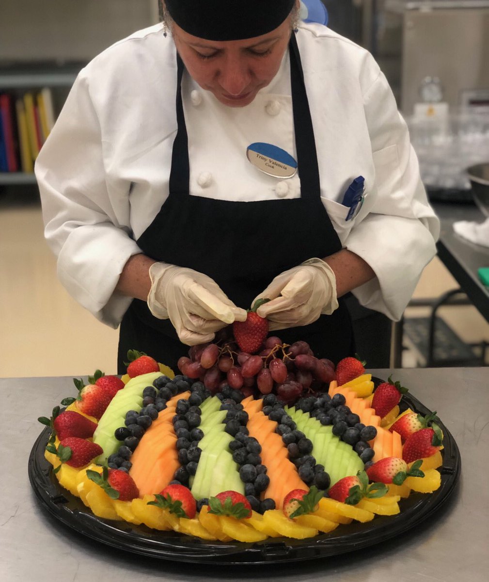 jenorosco21's tweet image. Today’s #catering creation. #fruittray