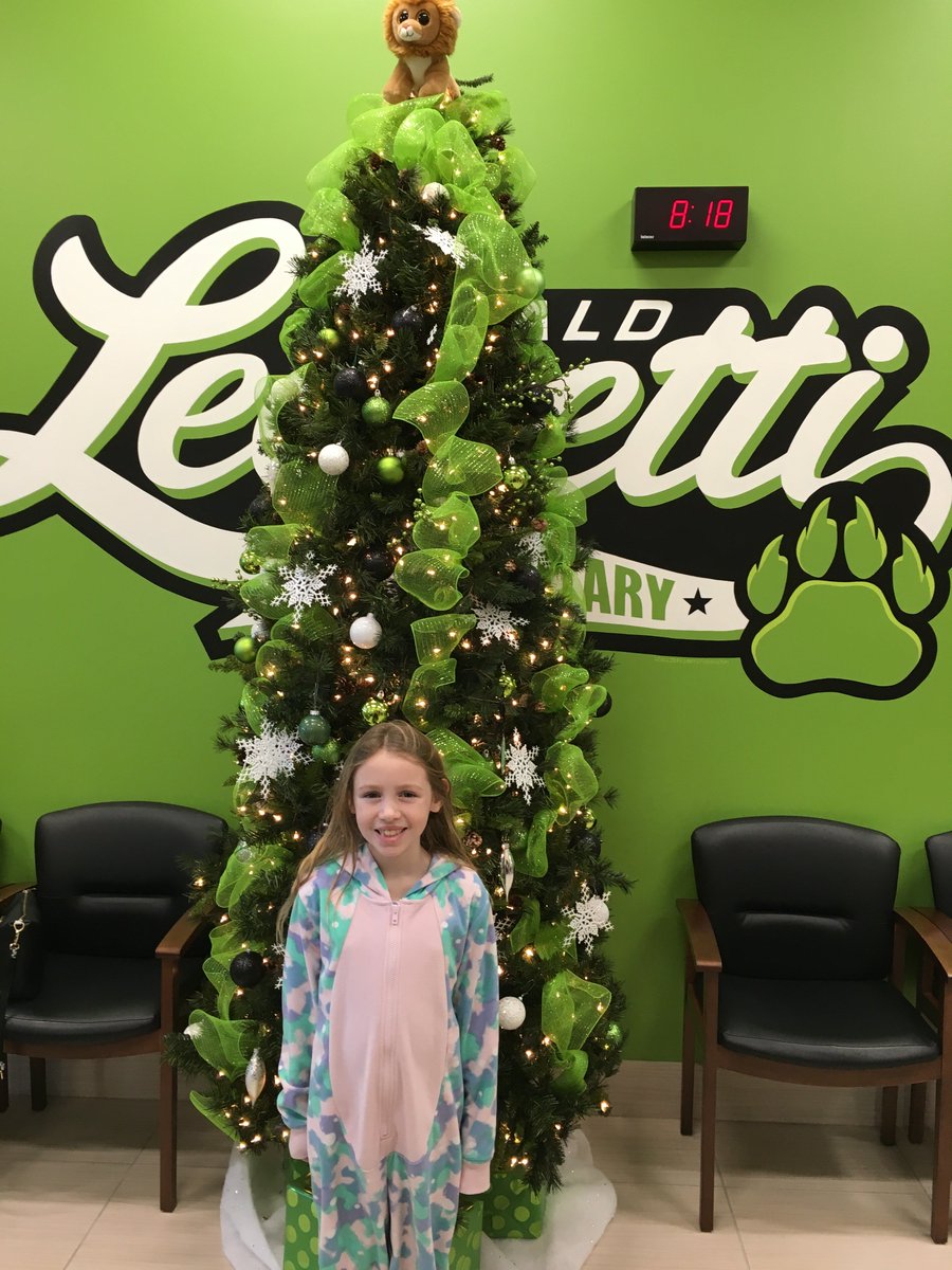 DLE_Lions's tweet photo. November and December Lions of the Month.  #dle #hearourroar #profileofagraduate https://t.co/xoi5djvVB9