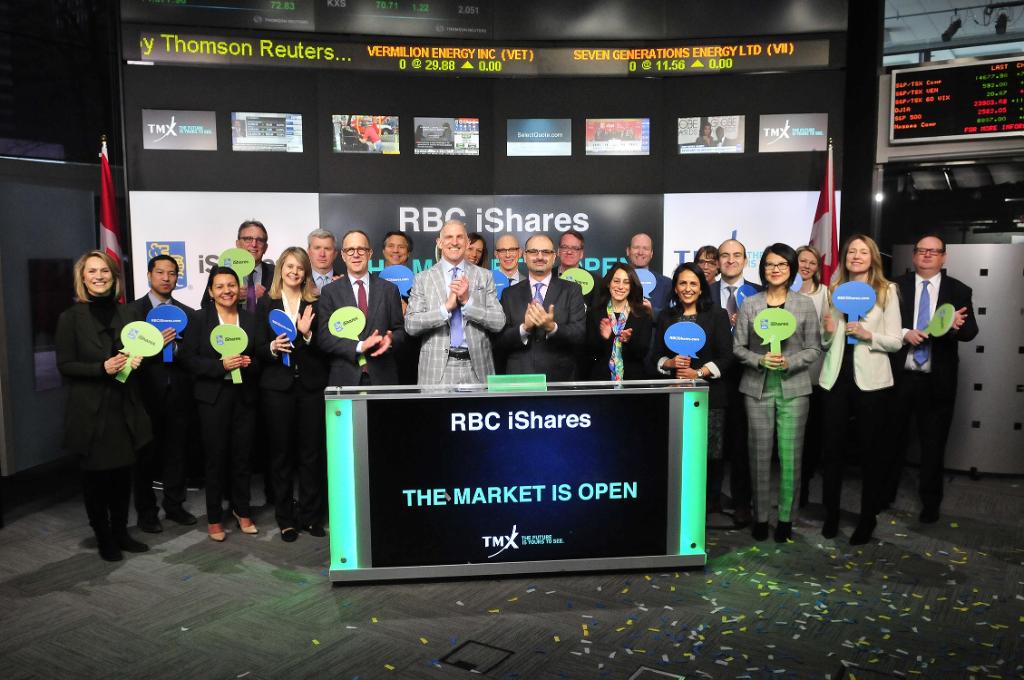 Proud to open the market today to celebrate the new alliance between RBC Global Asset Management and BlackRock Canada. <a href="/TMXGroup/">TMX Group</a> @iSharesCanada