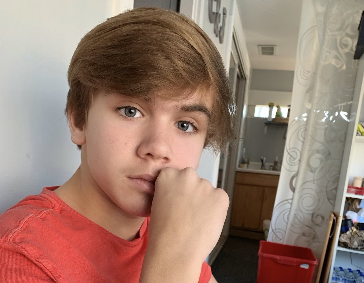 itsjustamatter's tweet photo. Waiting to audition. #actor #model #act #sing #learnthoselines #castingcall #lovinglife #charlotte #nc #ga #evolutiontalent #agent @EvolutionTalent @CoopDaSoup https://t.co/mkUs1O6zcT