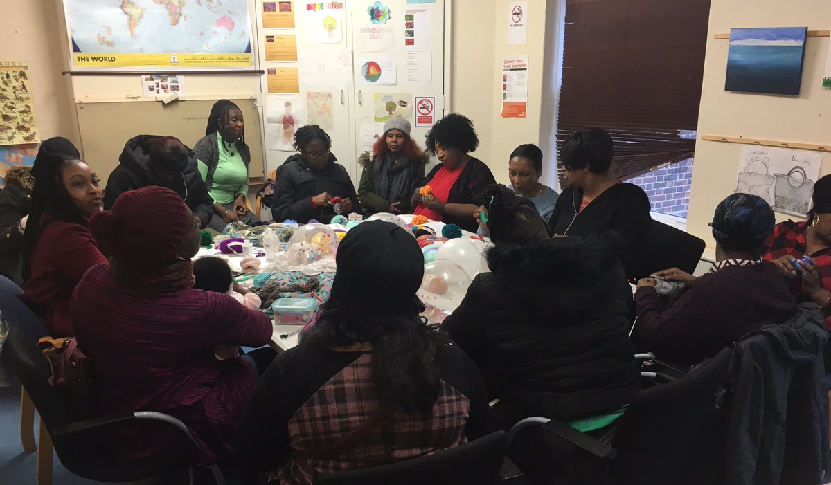 TheSpaceCraft1's tweet image. Great day celebrating the start of a new free resident-led #community #knitting project on the Lilford estate in #Brixton 💥 It was a full house with lots of laughter as residents came together to learn and share #creative skills @ProjectSmithLam @lambeth_council @JimDicksLambeth