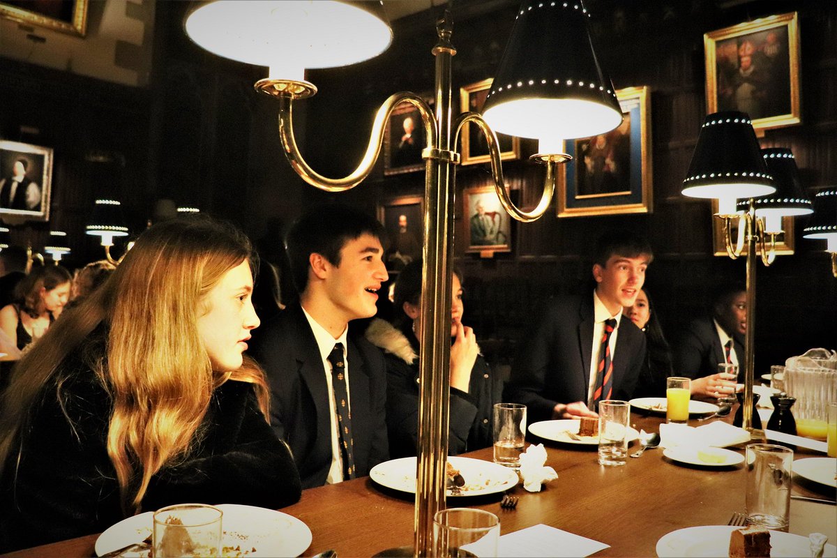 Launching the New Year at New College, with <a href="/TeddiesMacs/">MacsHouse</a>! @TeddiesOxford