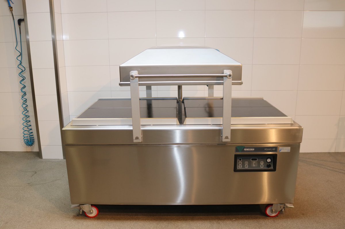 vanUhmbv's tweet photo. Occasion van de week is de Henkelman Polar 2-85 uit het jaar 2017! De Polar 2-85 is een professionele vacuümverpakkingsmachine van hoogstaande kwaliteit.
 
https://t.co/1PMdmK14Bf https://t.co/iv5fB7T5QB