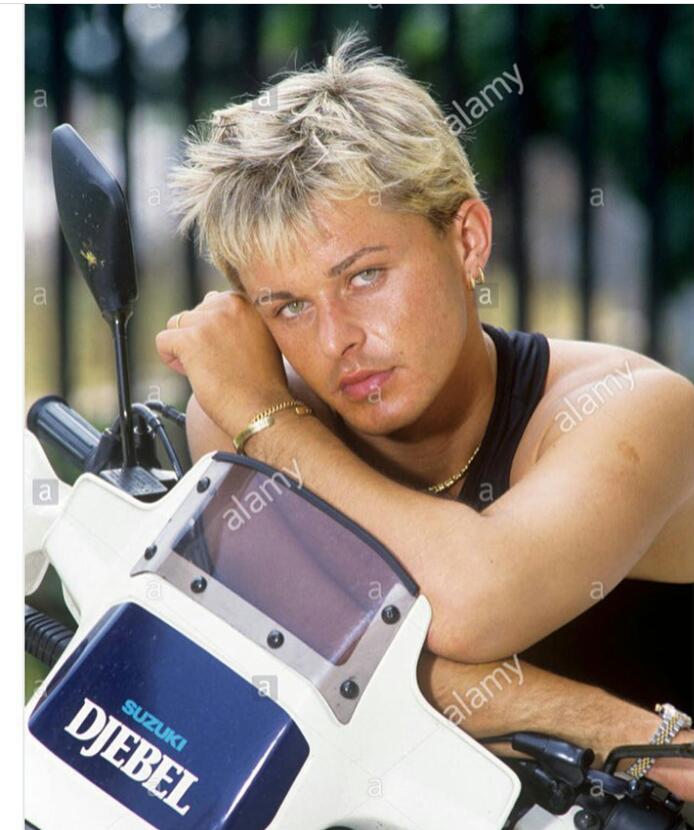 Harrowboy97's tweet photo. #denharrow #1980s ❤️ https://t.co/nWuHI9sBNV
