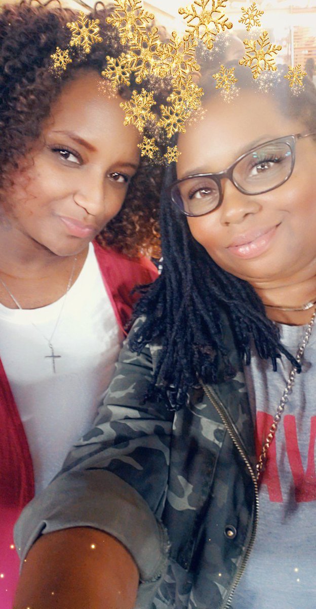 MsImDoingMe72's tweet photo. My Home Girl 😍 #Jazz #GoodTime #GoodLiveMusic #DopeGroup @KatzDownstairz https://t.co/F6pR948q21