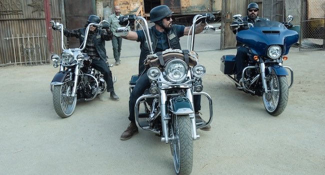 Coming in hot with the homies #hottamales @MayansFX #mayansFX #mayansMC