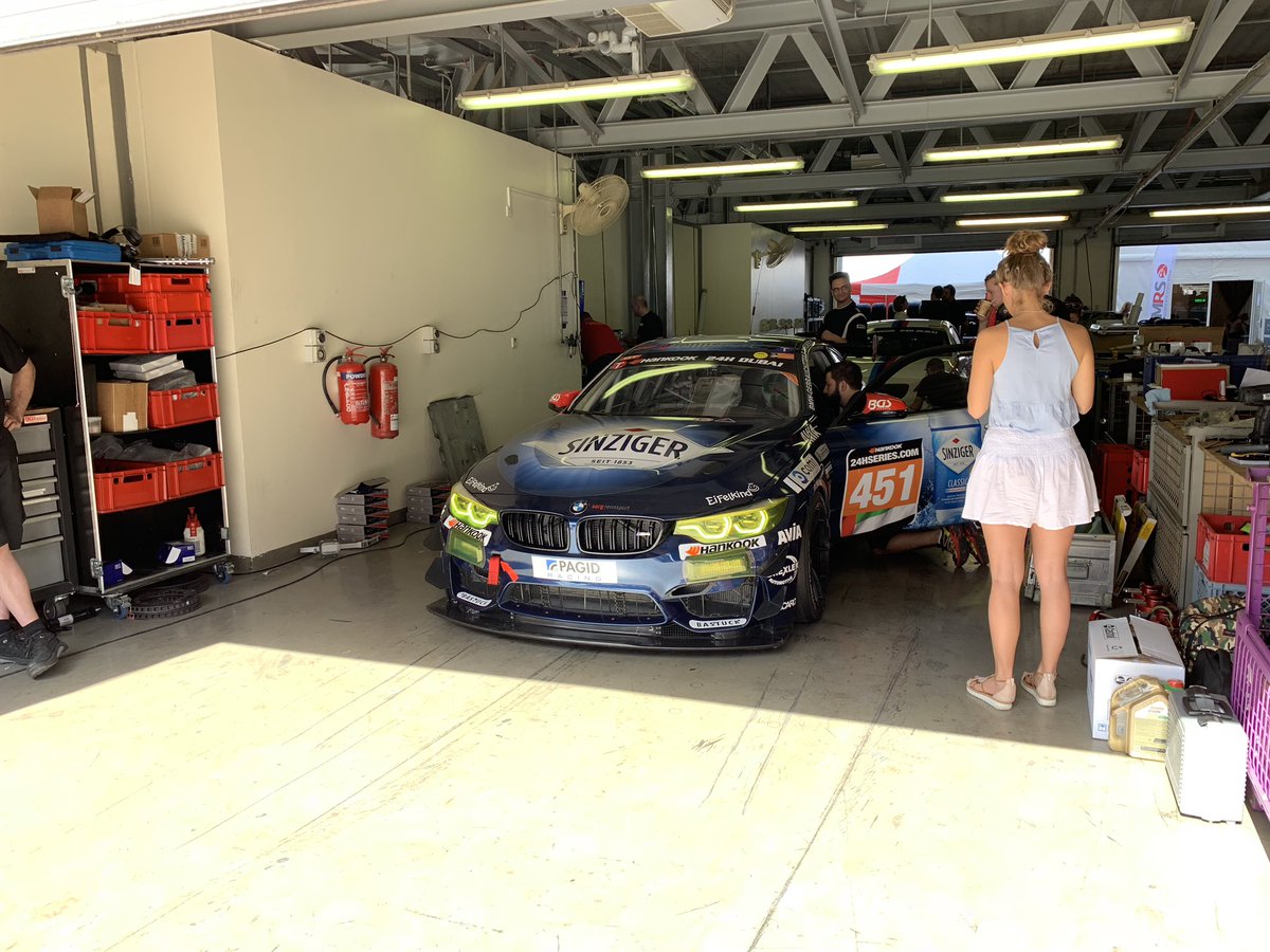 Simon Tibbett tweet media