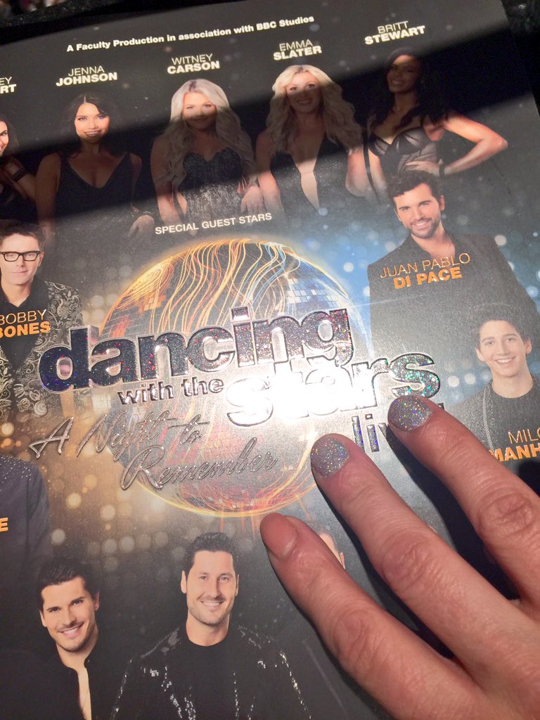 districtdee's tweet photo. #Dwtslivetour #dc #dwts https://t.co/zYS6L91Za7