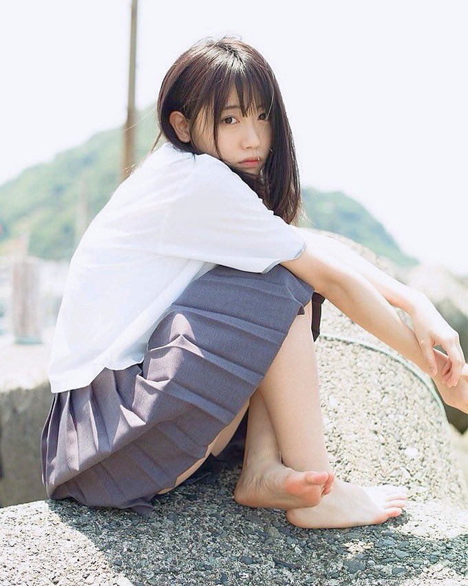 来栖りん 26時のマスカレイド 寒かったけどこんなに楽しい撮影は初めてでした お楽しみに ニジマス