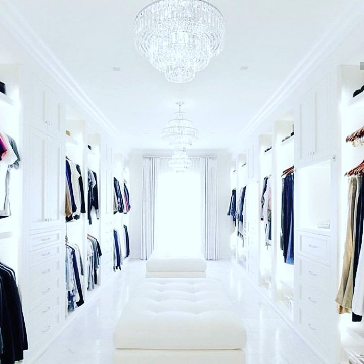 PatienceMRECO's tweet photo. Wow! Can you imagine if this was your closet?? It's more common than you think and not only found in luxury mansions.

#closet #mastercloset #closetenvy #closetorganization #closetdesign #closetgoals #closetstyle #closets #closetinspo #walkincloset #homedesign #closetcleaning https://t.co/cM6Aa1gIun