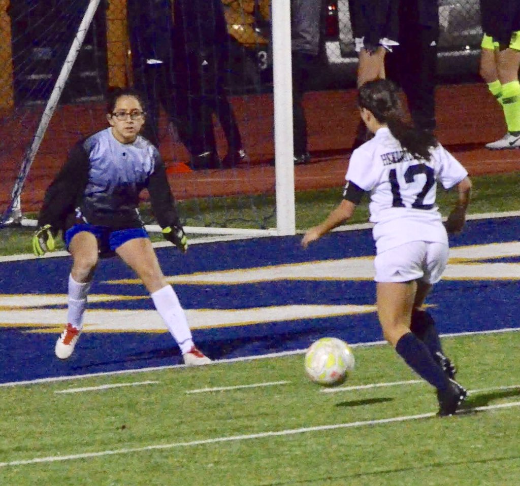 KMACandHeating's tweet image. Hendrickson vs. Pflugerville Junior Varsity Soccer #MoodyGirls
@HHS_hawknation 
@PfISDAthletics 
#HawkYeah 
@kmacsports 
@HHSCO2021 
@varsity_news 
@jensennmoody 
@Moody_1235 
@HHS_HypeCrew
@HawkNationHHS @HawkWmnsSoccer